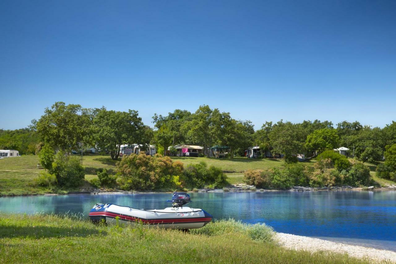 Victoria Mobilehome In Solaris Fkk Naturist Camping Resort ポレッチ エクステリア 写真